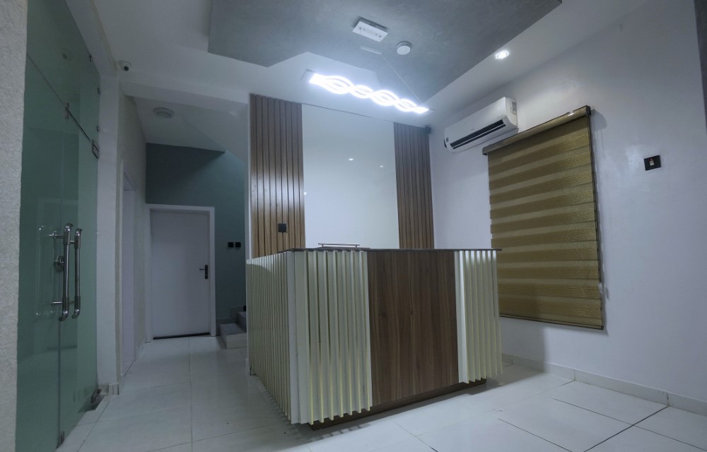 Hotels vs Short-Stay Apartments in Africa: What Actually Gives You More Value?